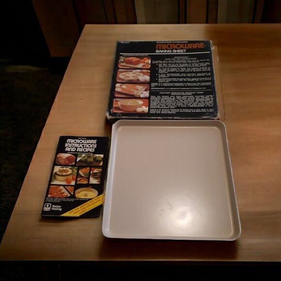 Vintage Anchor Hocking Microware 12" x 12" Baking Sheet PM-444-T1 New Open Box - Picture 2 of 7